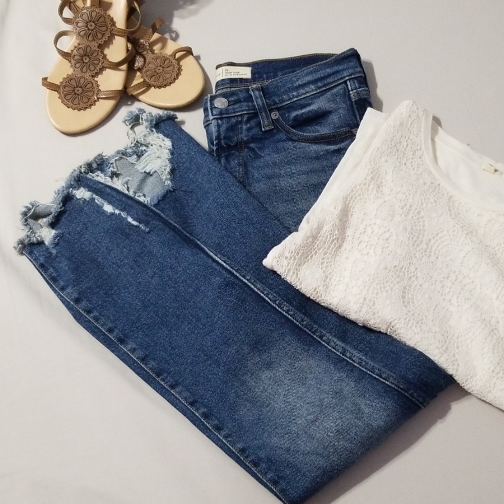 Gap high rise slim straight chewed hem